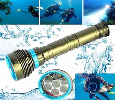 Lampe Torche 7000 lm - 3 modes de lumière