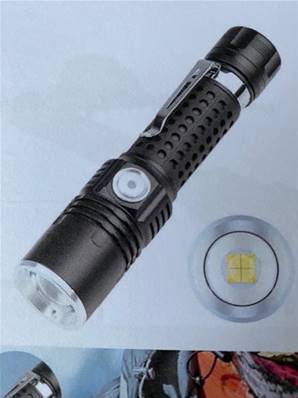 Lampe Torche à Led 600 lm - 3 modes de lumière